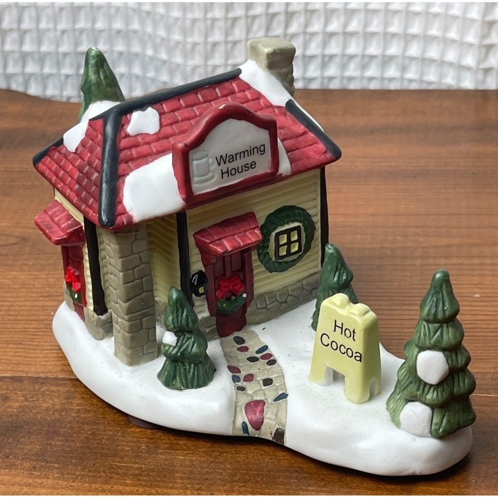 Vintage St. Nicholas Square - 1997 - Warming House - Christmas Village IN BOX